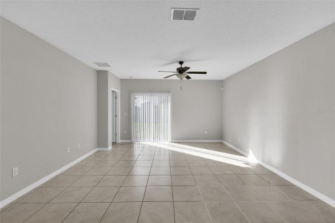 House in Apollo Beach, Florida 5 bedrooms, 224.36 sq.m. № 2104283 - photo 14