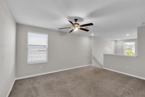 House in Apollo Beach, Florida 5 bedrooms, 224.36 sq.m. № 2104283 - photo 26