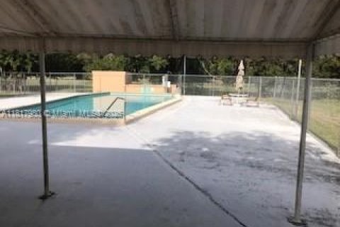 Condominio en venta en Miami, Florida, 1 dormitorio, 83.43 m2 № 1937536 - foto 13