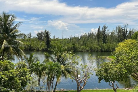 Copropriété à vendre à Cutler Bay, Floride: 1 chambre, 70.61 m2 № 1935669 - photo 26
