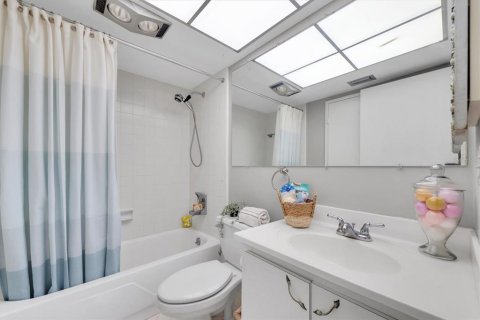 Condominio en venta en Clearwater, Florida, 2 dormitorios, 106.84 m2 № 1914898 - foto 20
