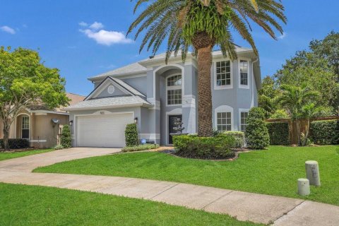 House in Orlando, Florida 4 bedrooms, 227.89 sq.m. № 1749447 - photo 2