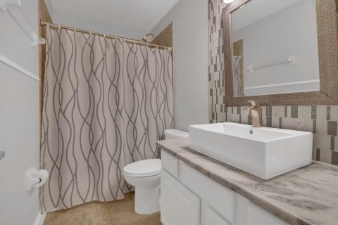 House in Orlando, Florida 4 bedrooms, 227.89 sq.m. № 1749447 - photo 27