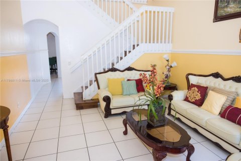 Casa en venta en Pembroke Pines, Florida, 3 dormitorios, 193.89 m2 № 1864945 - foto 4