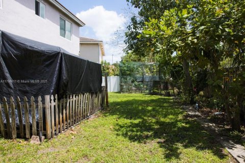 Casa en venta en Pembroke Pines, Florida, 3 dormitorios, 193.89 m2 № 1864945 - foto 16