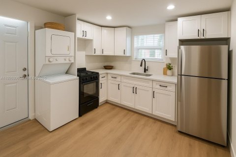 Appartement à louer à Hollywood, Floride: 1 chambre, 721.11 m2 № 1984575 - photo 3