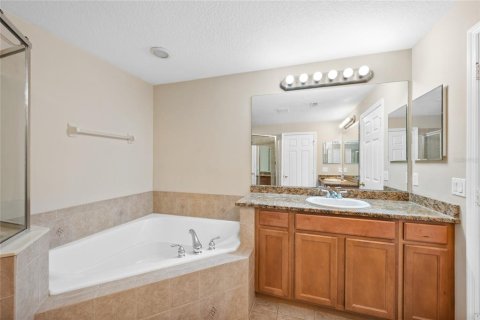 Townhouse in Sanford, Florida 3 bedrooms, 177.81 sq.m. № 2205429 - photo 21