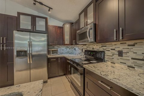 Купить виллу или дом в Санрайз, Флорида 3 спальни, 106.47м2, № 1482906 - фото 14