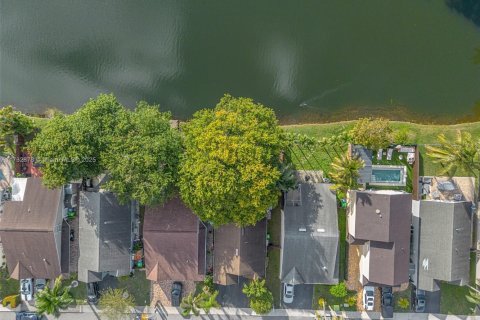 Купить виллу или дом в Санрайз, Флорида 3 спальни, 106.47м2, № 1482906 - фото 26