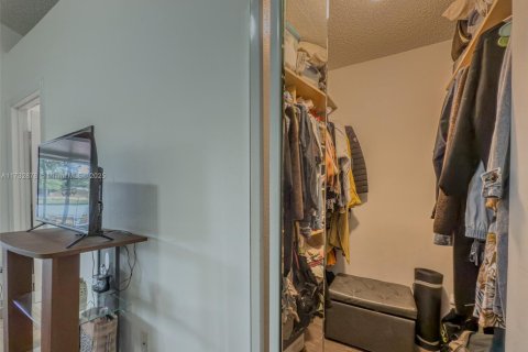 Купить виллу или дом в Санрайз, Флорида 3 спальни, 106.47м2, № 1482906 - фото 20