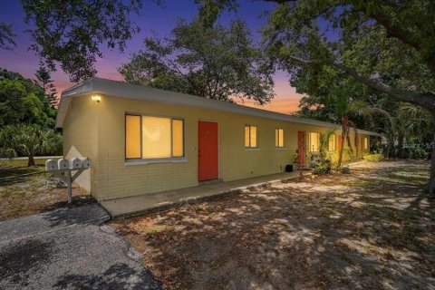 Apartment in Gulfport, Florida 1 bedroom, 65.03 sq.m. № 2202064 - photo 12