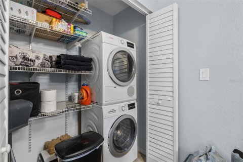 Condominio en venta en Saint Petersburg, Florida, 1 dormitorio, 68.93 m2 № 1563517 - foto 11
