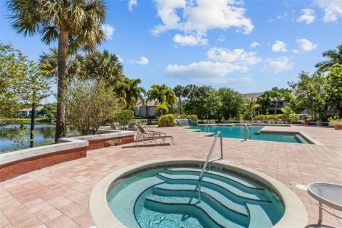 Condominio en venta en Saint Petersburg, Florida, 1 dormitorio, 68.93 m2 № 1563517 - foto 28