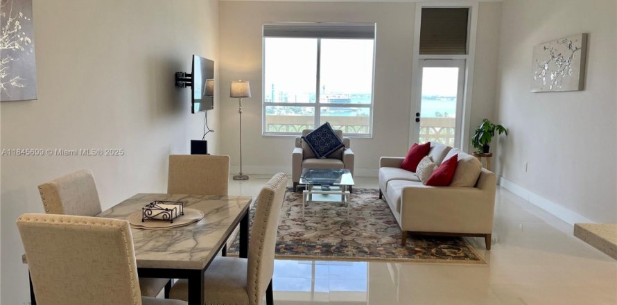 Condo à Bal Harbour, Floride, 1 chambre № 1888838