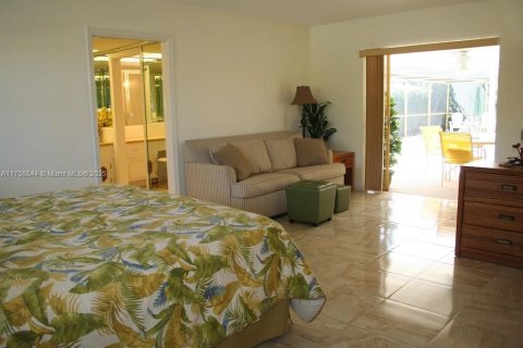 Villa ou maison à louer à Fort Lauderdale, Floride: 4 chambres, 226.68 m2 № 1862453 - photo 12