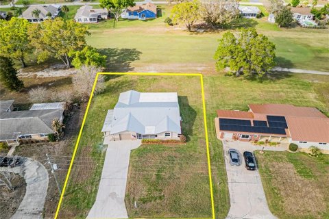 Villa ou maison à vendre à Avon Park, Floride: 2 chambres, 158.86 m2 № 2290637 - photo 12