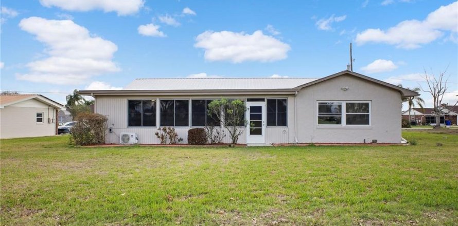 Villa ou maison à Avon Park, Floride 2 chambres, 158.86 m2 № 2290637