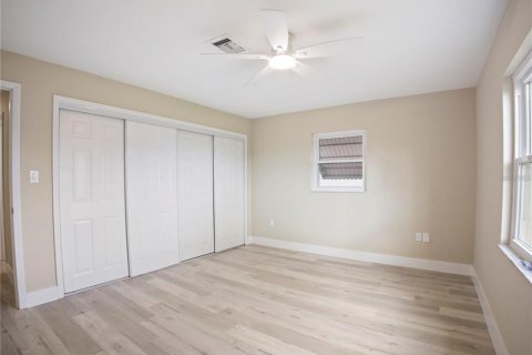 Villa ou maison à vendre à Avon Park, Floride: 2 chambres, 158.86 m2 № 2290637 - photo 4