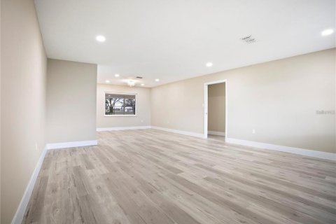 Villa ou maison à vendre à Avon Park, Floride: 2 chambres, 158.86 m2 № 2290637 - photo 20
