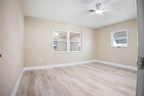 Villa ou maison à vendre à Avon Park, Floride: 2 chambres, 158.86 m2 № 2290637 - photo 5