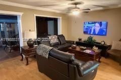 Купить виллу или дом в Майами, Флорида 4 спальни, 201.51м2, № 2051065 - фото 12