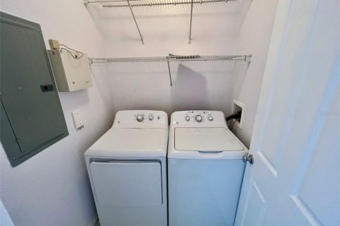 Снять в аренду кондоминиум в Орландо, Флорида 3 спальни, 127.18м2, № 2229858 - фото 18