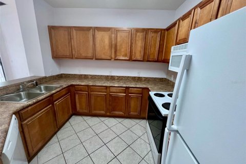 Снять в аренду кондоминиум в Орландо, Флорида 3 спальни, 127.18м2, № 2229858 - фото 6
