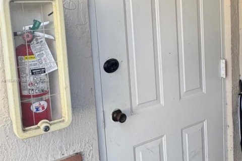 Condominio en venta en Homestead, Florida, 2 dormitorios, 76.37 m2 № 1999858 - foto 6