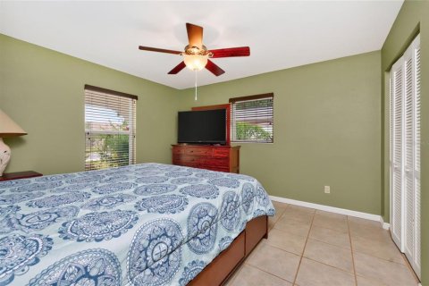 House in Venice, Florida 3 bedrooms, 151.9 sq.m. № 2209711 - photo 22