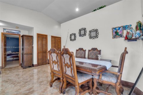 Casa en venta en Miami, Florida, 3 dormitorios, 136.57 m2 № 1825905 - foto 11