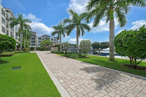 Condominio en venta en Palm Beach Gardens, Florida, 3 dormitorios, 282.98 m2 № 2426786 - foto 28