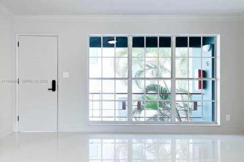 Apartment in Fort Lauderdale, Florida 31.59 sq.m. № 2001408 - photo 2