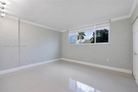 Condominio en alquiler en Miami, Florida, 1 dormitorio, 66.89 m2 № 2020227 - foto 9