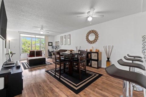 Condo in Plantation, Florida, 2 bedrooms  № 2366038