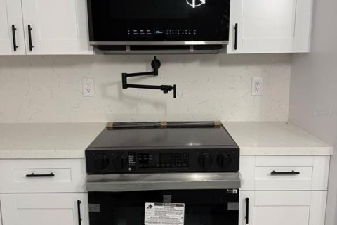 Casa en venta en Punta Gorda, Florida, 3 dormitorios, 259.2 m2 № 1542194 - foto 16
