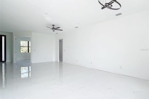Casa en venta en Punta Gorda, Florida, 3 dormitorios, 259.2 m2 № 1542194 - foto 26