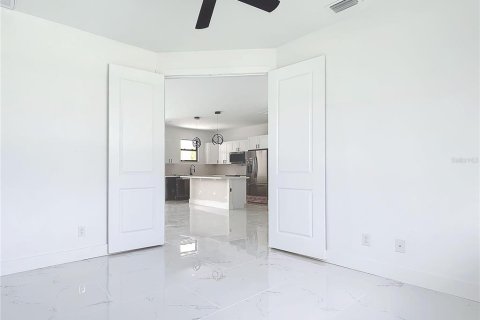 Casa en venta en Punta Gorda, Florida, 3 dormitorios, 259.2 m2 № 1542194 - foto 11