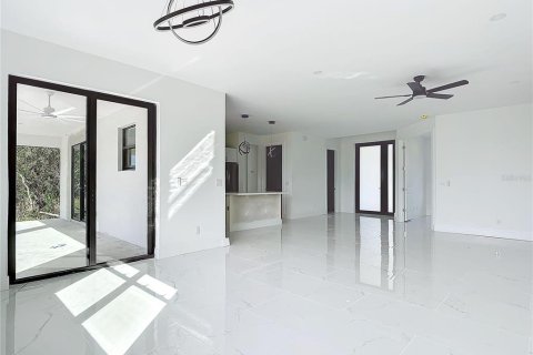 Casa en venta en Punta Gorda, Florida, 3 dormitorios, 259.2 m2 № 1542194 - foto 24