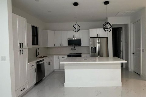 Casa en venta en Punta Gorda, Florida, 3 dormitorios, 259.2 m2 № 1542194 - foto 17