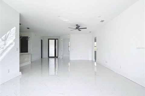Casa en venta en Punta Gorda, Florida, 3 dormitorios, 259.2 m2 № 1542194 - foto 27