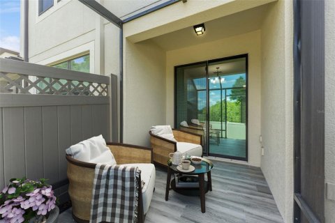 Townhouse in Tampa, Florida 3 bedrooms, 179.58 sq.m. № 1773030 - photo 4