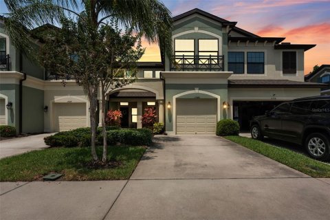 Townhouse in Tampa, Florida 3 bedrooms, 179.58 sq.m. № 1773030 - photo 1