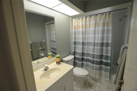 House in Venice, Florida 3 bedrooms, 148.18 sq.m. № 1805817 - photo 10