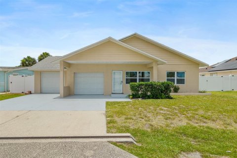 Casa en Flagler Beach, Florida 3 dormitorios, 159.51 m2 № 2137853