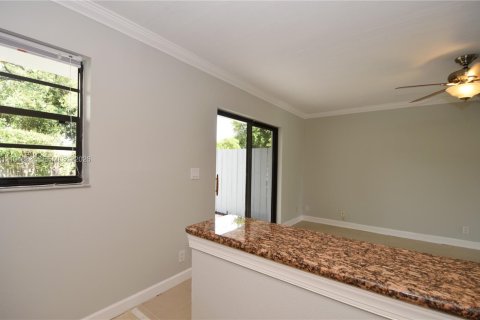 Copropriété à louer à Fort Lauderdale, Floride: 1 chambre, 50.82 m2 № 2415921 - photo 5