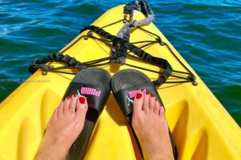 Condominio en alquiler en Miami, Florida, 2 dormitorios, 101.17 m2 № 1991304 - foto 25