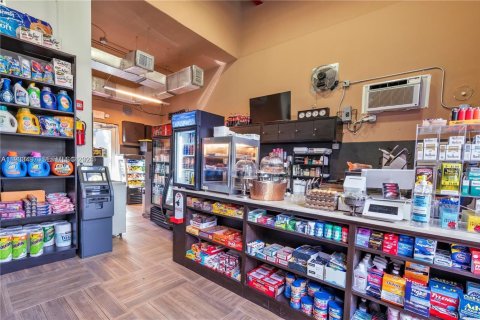 Condominio en alquiler en Miami, Florida, 2 dormitorios, 101.17 m2 № 1991304 - foto 21