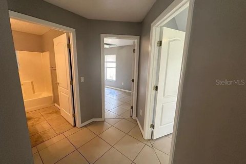 Villa ou maison à louer à Tampa, Floride: 3 chambres, 120.4 m2 № 1916315 - photo 6