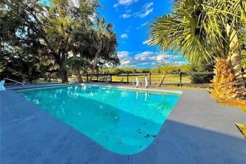 Villa ou maison à louer à Fruitland Park, Floride: 3 chambres, 184.6 m2 № 2434590 - photo 4
