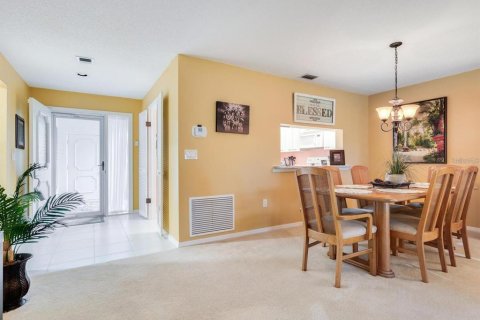 House in Sarasota, Florida 2 bedrooms, 143.07 sq.m. № 2211558 - photo 14